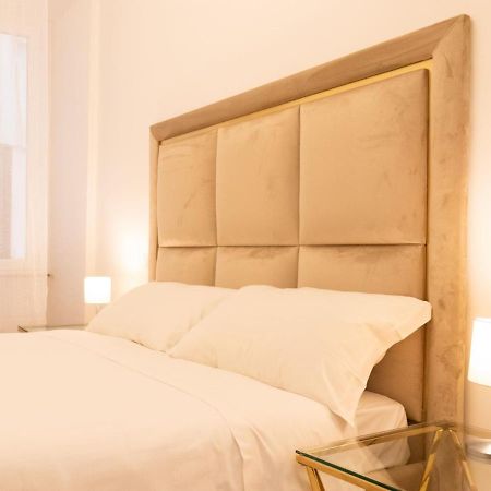 The Best Rent - Elegant Five-Bedrooms Apartment Near Colosseo Roma Exterior foto